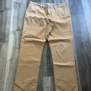 Men's Khaki Pants